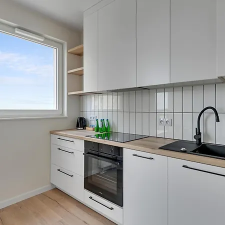 Horizon 122 - Sea View By Grand